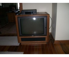 RCA 27 in colored tv & a RCA VCR | free-classifieds-usa.com - 1