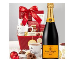 Shop Veuve Clicquot Gift Basket Online | free-classifieds-usa.com - 1