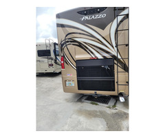 RV 2016 THOR PALAZZO 34.7 FT 4 YRS WARRANTY $164,900 ANDRE 954 556 0821 | free-classifieds-usa.com - 2