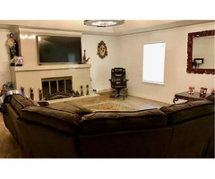 5 bed room with 4.5 Bathroom for a big family | free-classifieds-usa.com - 1