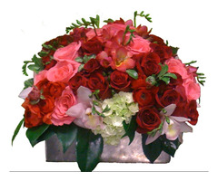 Find Designer Floral Arrangements in a Box | free-classifieds-usa.com - 3