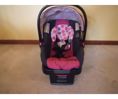 Baby Car Seat - 4lbs. to 30lbs. - $10.00 - like new - SNUGRIDE30 | free-classifieds-usa.com - 1