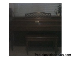 Piano by Currier | free-classifieds-usa.com - 1