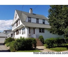 (BOR) Beautiful Legal 4 Family Colonial Features | free-classifieds-usa.com - 1