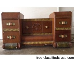 Dresser and mirror- century old | free-classifieds-usa.com - 2