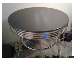 1920's spiffy vintage dinning table for two | free-classifieds-usa.com - 1