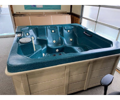 Reconditioned  Leisure Bay Hot Tub for sale! | free-classifieds-usa.com - 2