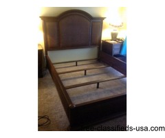 Queen bed headboard | free-classifieds-usa.com - 1