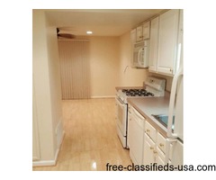 Beautiful 2 BR, 1 full bath, Townhouse available | free-classifieds-usa.com - 1