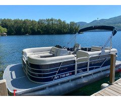 Discover Lake George Bliss: Pontoon Boat Rentals at The Lodges | free-classifieds-usa.com - 1