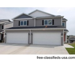 3 bedrooms, 2.5 baths, and 2 stall garage | free-classifieds-usa.com - 1