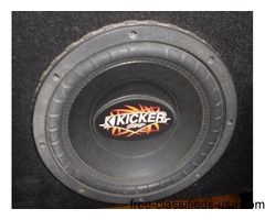 2 KICKER WOOFER SPEAKERS WITH BOX | free-classifieds-usa.com - 1