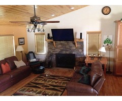 4-bedroom Cabin with Artistic Interiors in Big Bear Lake, CA | free-classifieds-usa.com - 2