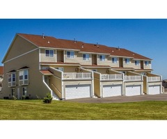Spacious townhome overlooking the IBM field! | free-classifieds-usa.com - 1