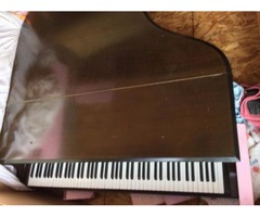 Baby Grand piano | free-classifieds-usa.com - 1