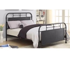 Queen Black metal bed without mattress | free-classifieds-usa.com - 1