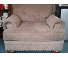 Oversized chair - Great condition | free-classifieds-usa.com - 1