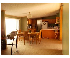 Large 4 Bedroom with Wood Fireplace | free-classifieds-usa.com - 2