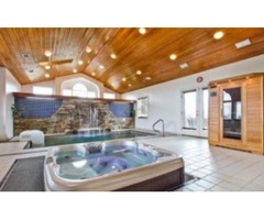 Room for rent in Luxury 5,000ft Home | free-classifieds-usa.com - 1