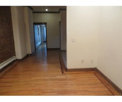 This is a one bedroom apartment. 377 14th st 1F | free-classifieds-usa.com - 2